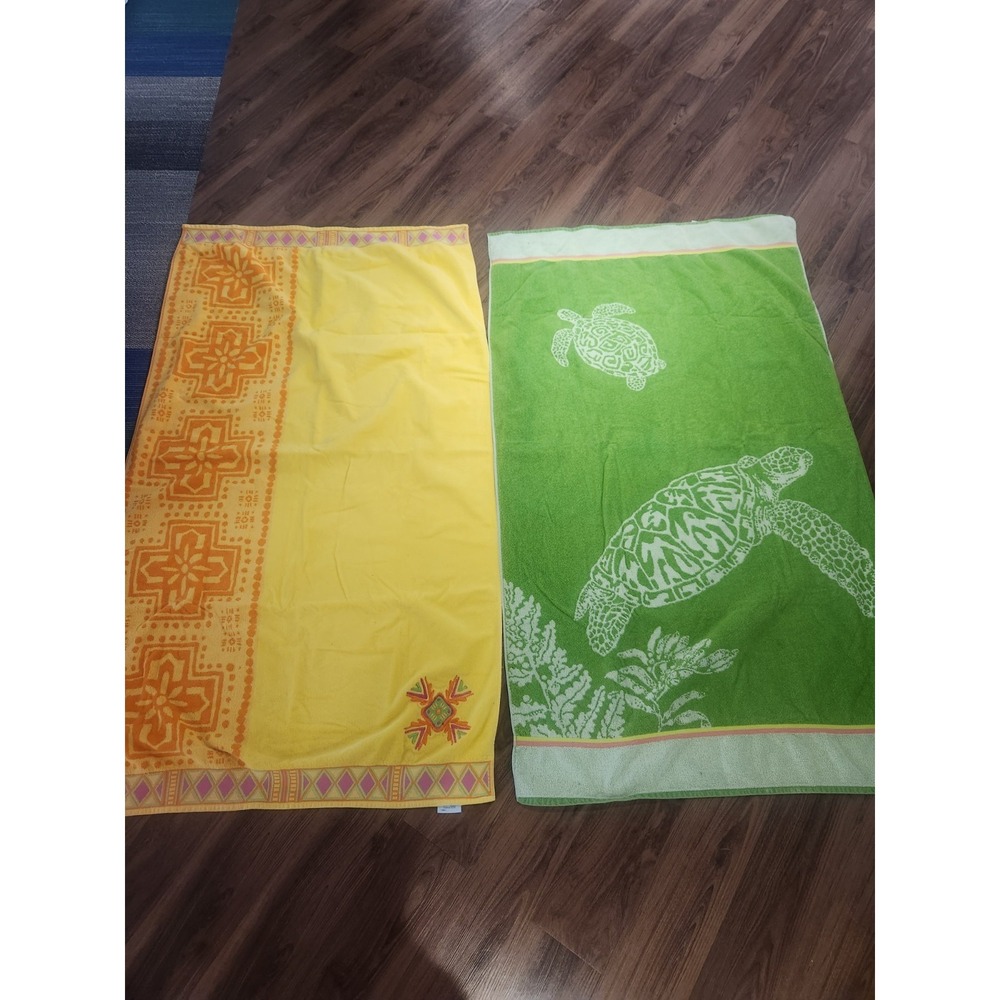 Lot Of 2 X-Large 100% Cotton Beach Towels Green Sea Turtle & Yellow Aztec‎ Print